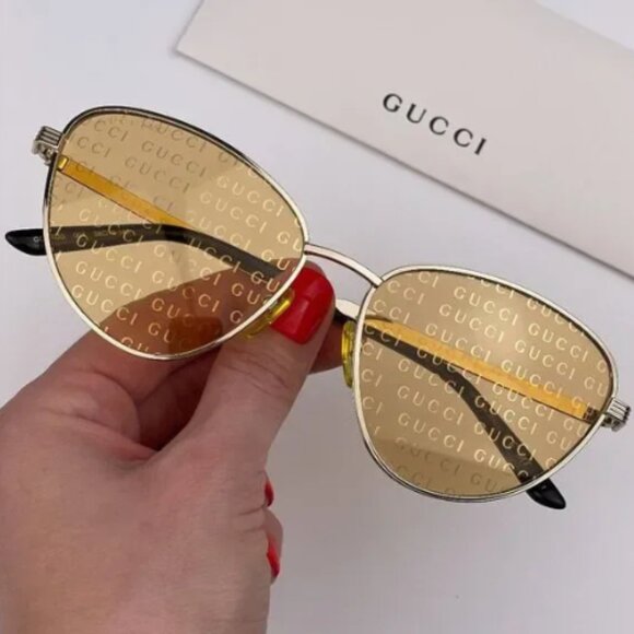 NEW GUCCI WOMEN'S GOLD FRAME SUNGLASSES GG0803S 004 GUCCI EYEWEAR - Picture 1 of 10